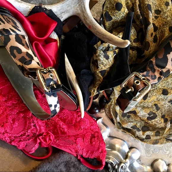 Guess Sexy Peep Toe Sling Back Heel Stilettos - Picture 2 of 8